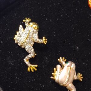 Gold and Silver Frog Brooch Set